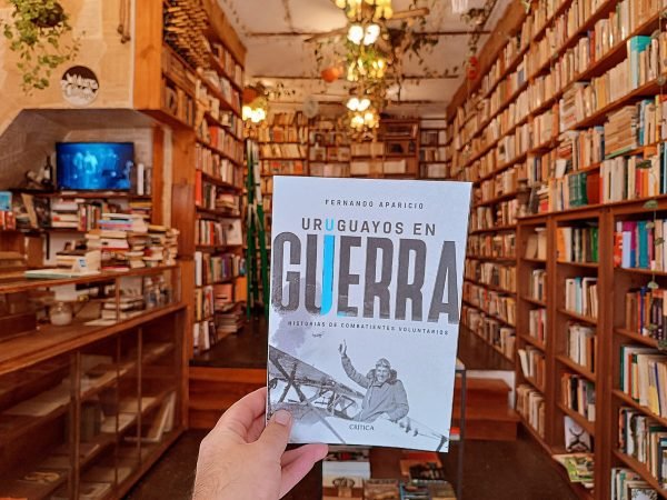 Uruguayos En Guerra. Fernando Aparicio.
