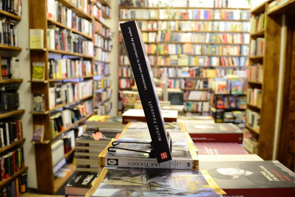 Lecciones Sobre La Voluntad De Saber. Michel Foucault. - Imagen 2