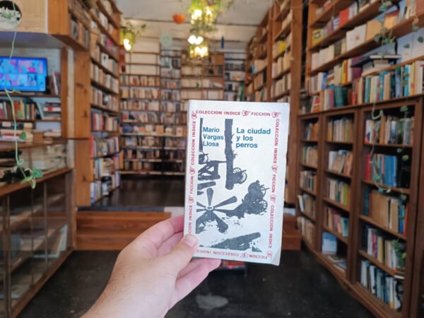 La Ciudad Y Los Perros. Mario Vargas Llosa.