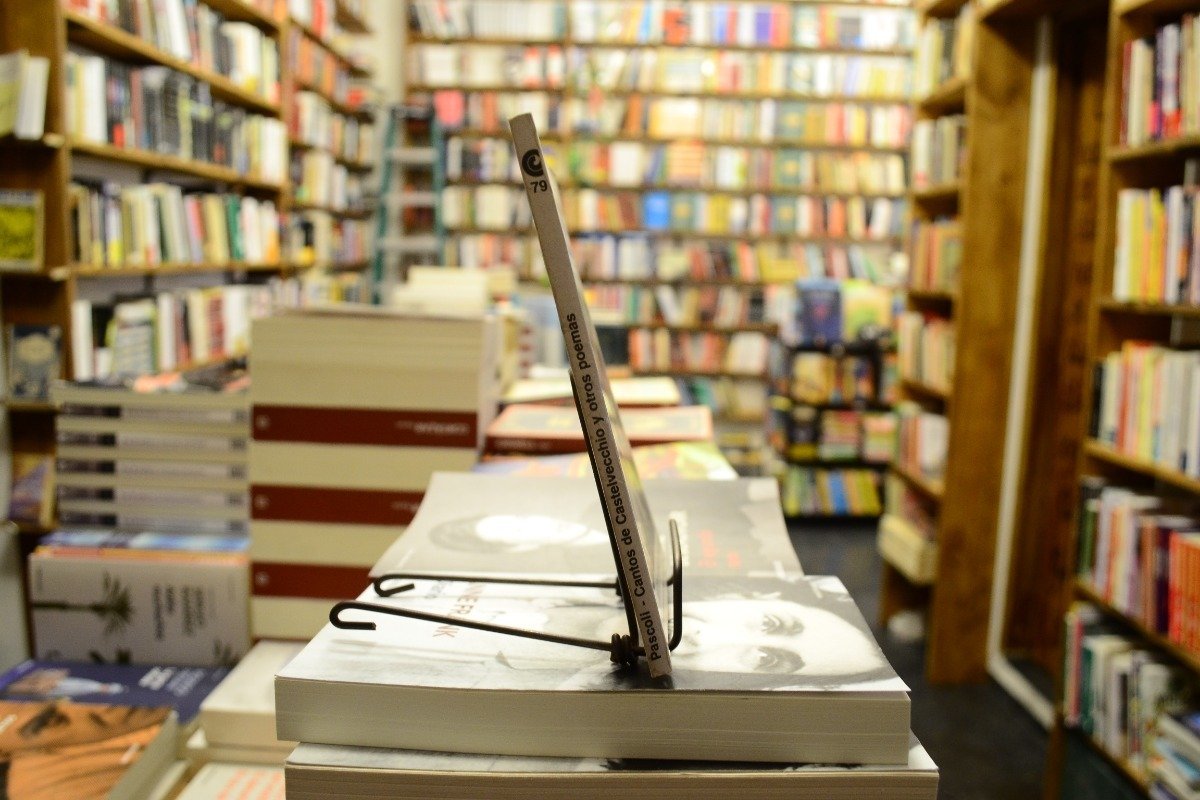 Cantos De Castelvecchio Y Otros Poemas. Giovanni Pascoli. - Imagen 2