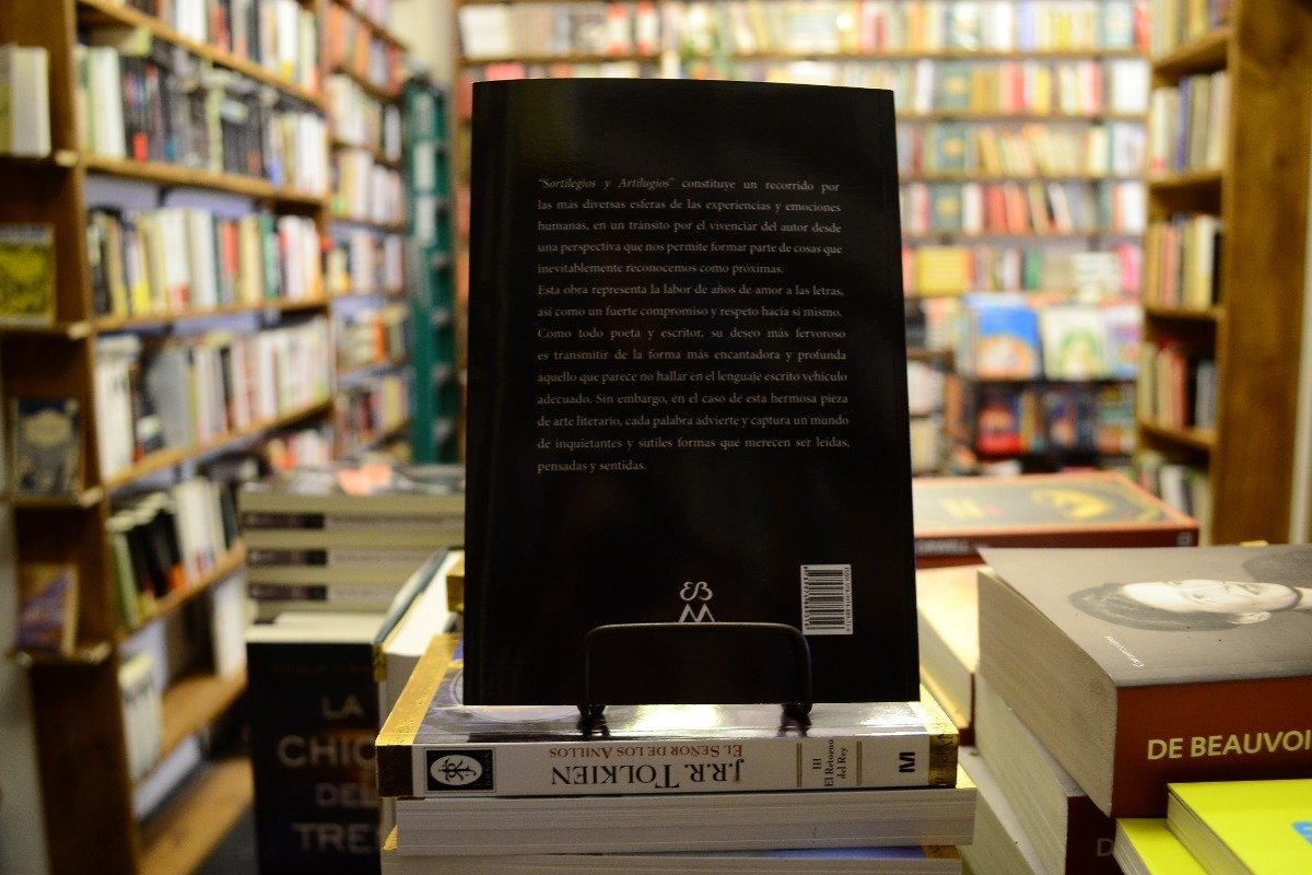 Artilugios Y Sortilegios. Nicolás Moreira Alaniz. - Imagen 3