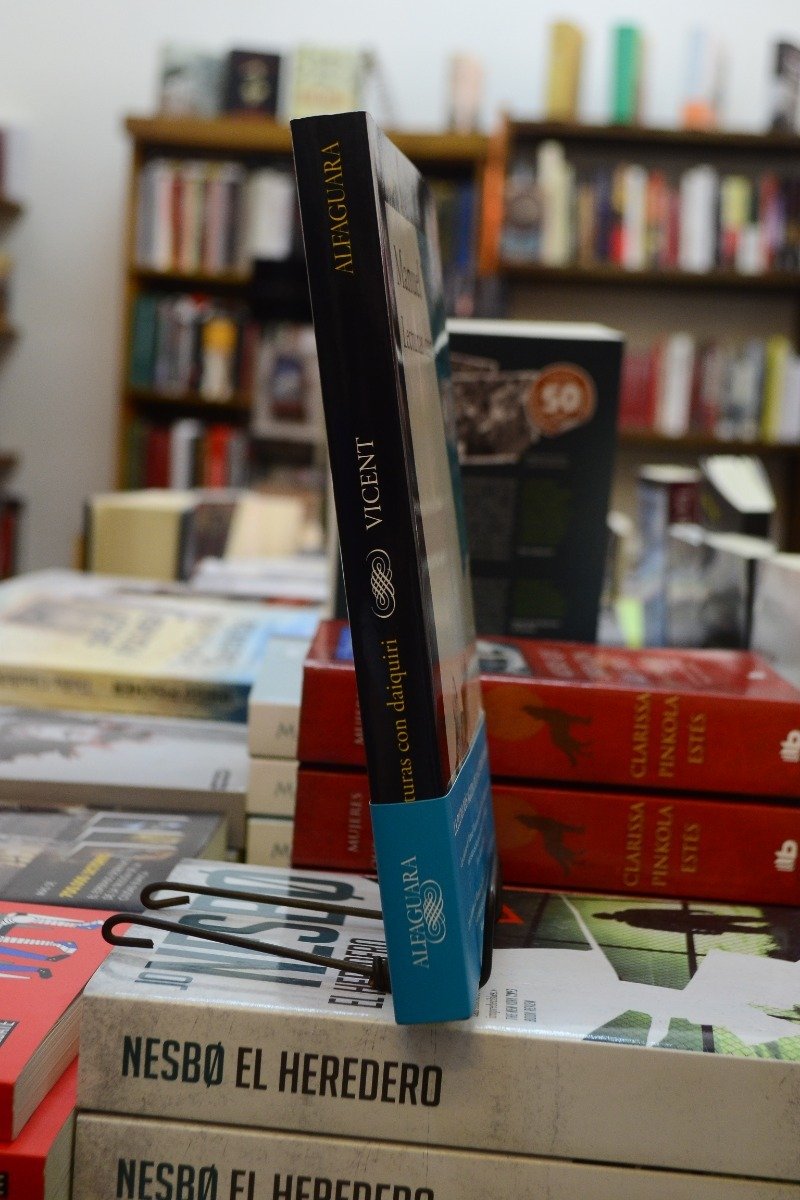 Lecturas Con Daiquiri. Manuel Vicent. - Imagen 2