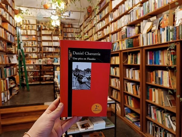Una Pica De Flandes. Daniel Chavarría.