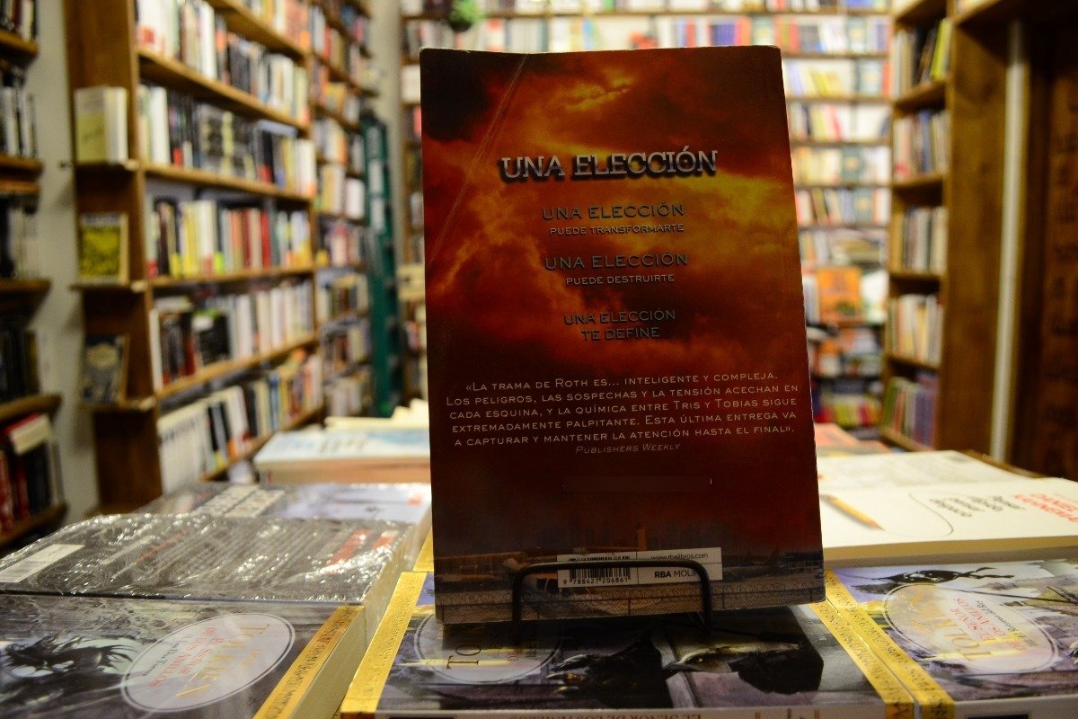 Leal. Verónica Roth. - Imagen 3