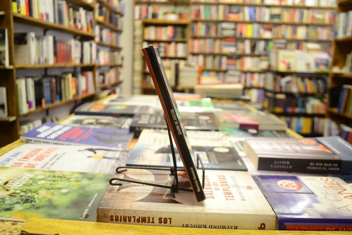 Cajón De Sastre. Mauricio Rosencof. - Imagen 2