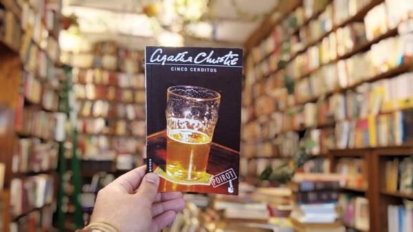 Cinco Cerditos. Agatha Christie.