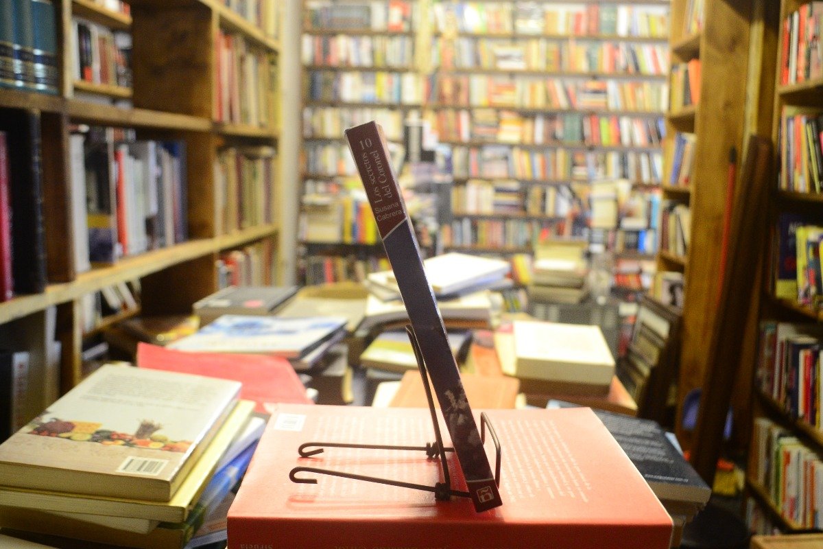 Los Secretos Del Coronel. Susana Cabrera. - Imagen 3