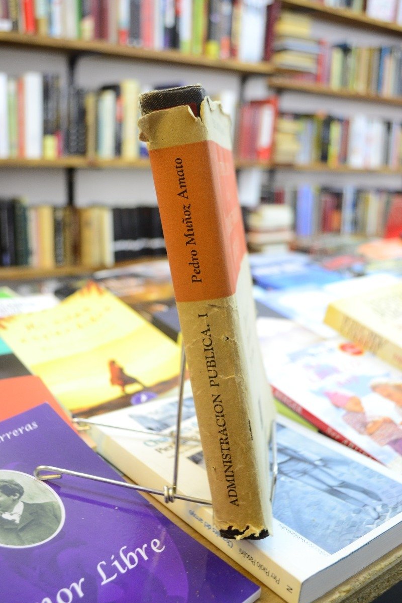 Pedro Muñoz Amato. Introducción A La Administración Pública. - Imagen 2