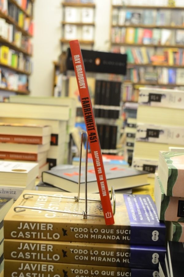 Fahrenheit 451 (novela Gráfica). Ray Bradbury. - Imagen 2