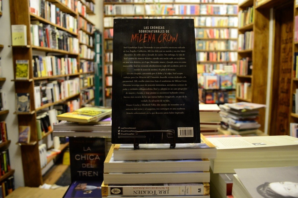 Las Crónicas Sobrenaturales De Milena Crow. Croche Y Valky. - Imagen 3