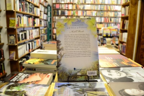 En El Corazón De La Isla De Fuego. Nicole C. Vosseler. - Imagen 3