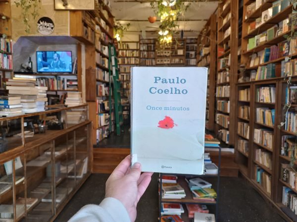 Paulo Coelho. Once Minutos.