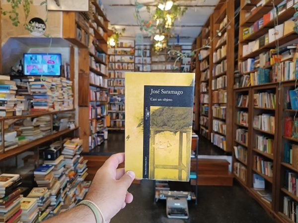 Casi Un Objeto. José Saramago.