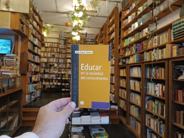 Educar En La Sociedad Del Conocimiento. Juan Carlos Tedesco.