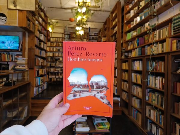 Hombres Buenos. Arturo Pérez-reverte.