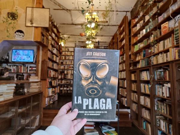 La Plaga. Jeff Carlson.