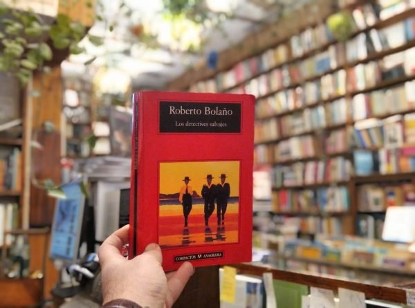 Los Detectives Salvajes. Roberto Bolaño. - Imagen de 3
