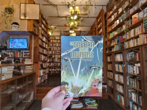 La Guerra De Los Mundos (novela Gráfica). H. G. Wells.