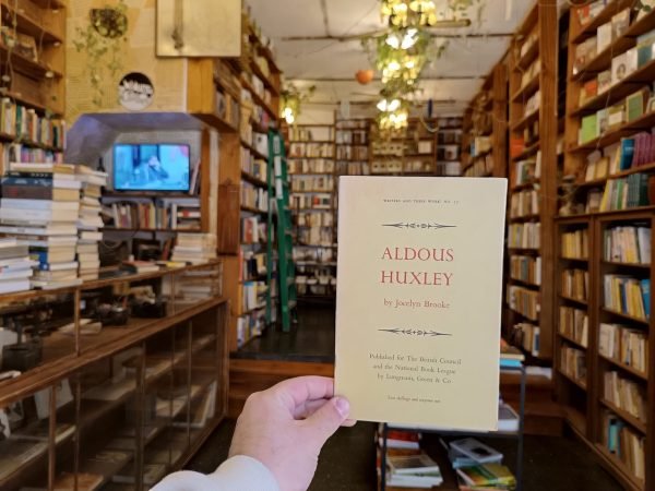 Aldous Huxley. Jocelyn Brooke.