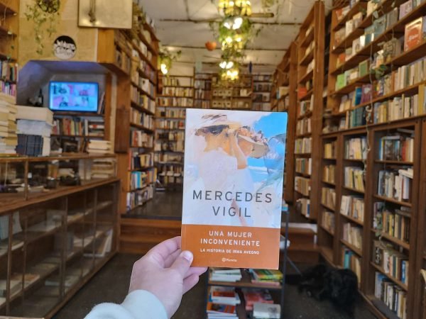 Mercedes Vigil. Una Mujer Inconveniente.