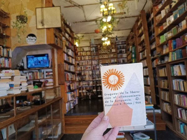 Uruguay: De La Liberación Al Afianzamiento De La Burguesía.