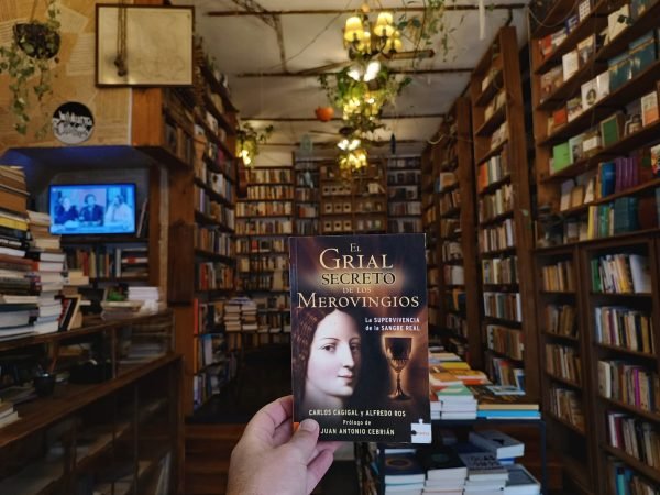 El Grial Secreto De Los Merovingios. C Cagigal Y Alfredo Ros