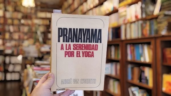 Pranayama. A La Serenidad Por El Yoga. André Van Lysebeth - Imagen 2