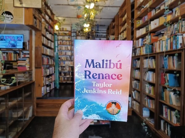 Malibú Renace. Taylor Jenkins Reid.