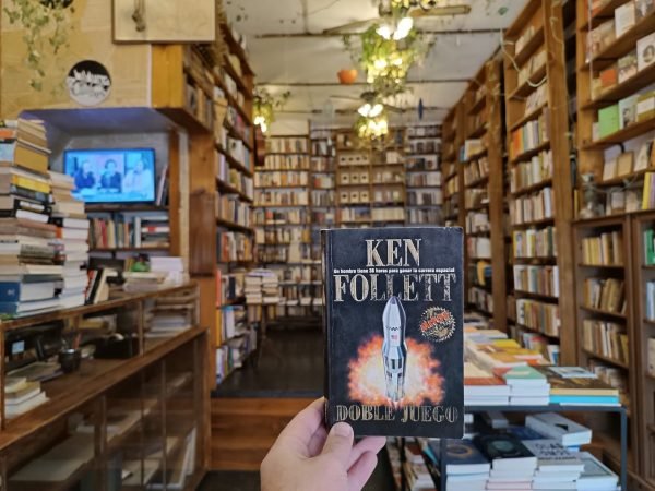 Doble Juego. Ken Follett.