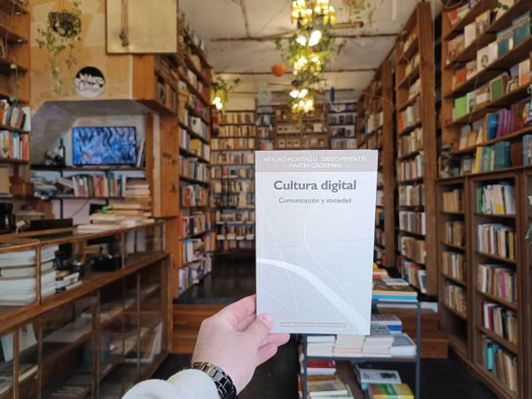 Cultura Digital: Comunicación Y Sociedad Montagu Pimentel...