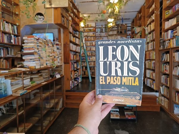 El Paso Mitla. Leon Uris.