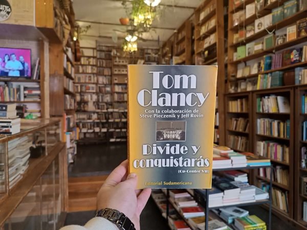 Divide Y Conquistarás. Tom Clancy.