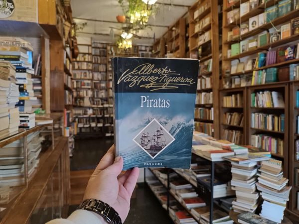 Piratas. Alberto Vázquez-figueroa.