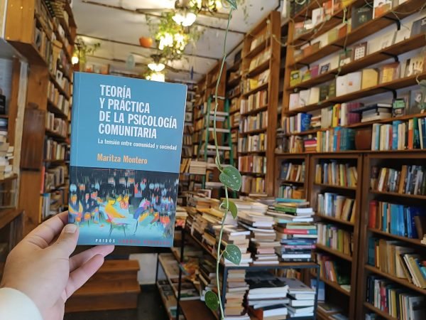 Teoría Y Práctica De La Psicología Comunitaria. M. Montero.