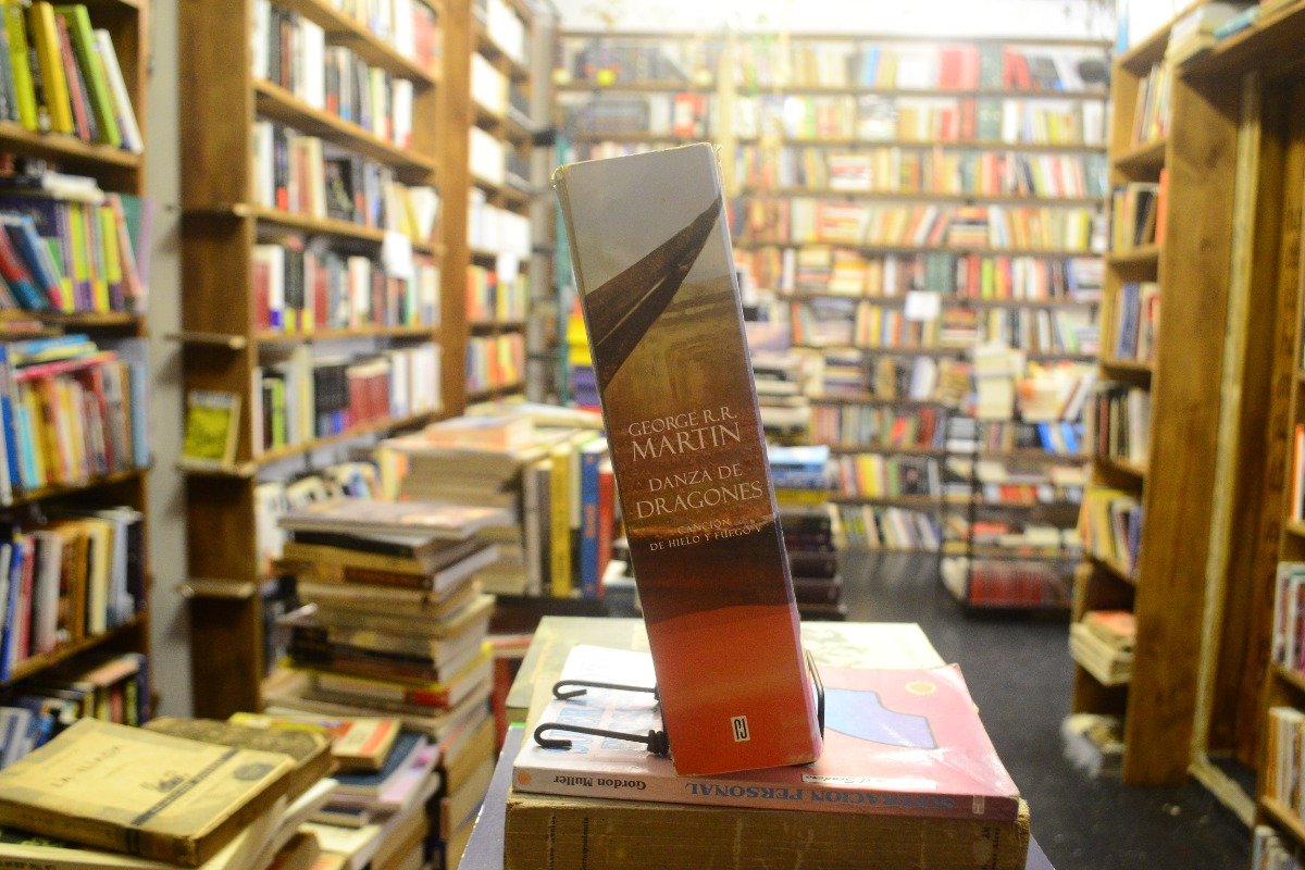 Danza De Dragones. George R. R. Martín. - Imagen 3